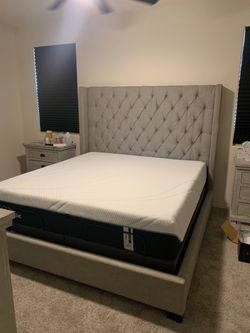 TEMPUR-Pedic Mattress (King)