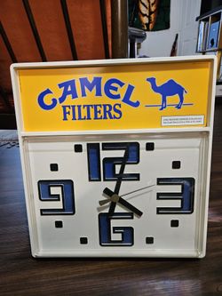 VTG 1985 Camel Cigarettes Wall Clock RJ Reynolds