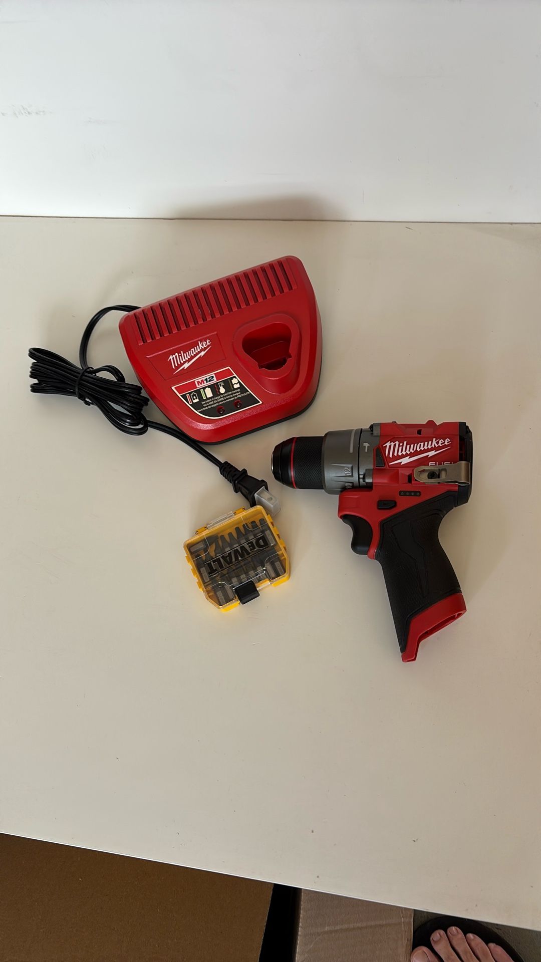 Milwaukee M12 Hammer Drill Kit