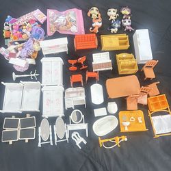 Pick Up Only!! Lps, Lps Accessories ,And Dollhouse Accessories 