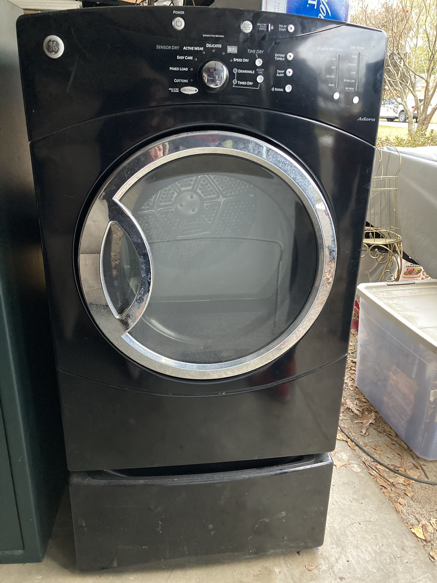 Front Loader Dryer With Warmer Drawer