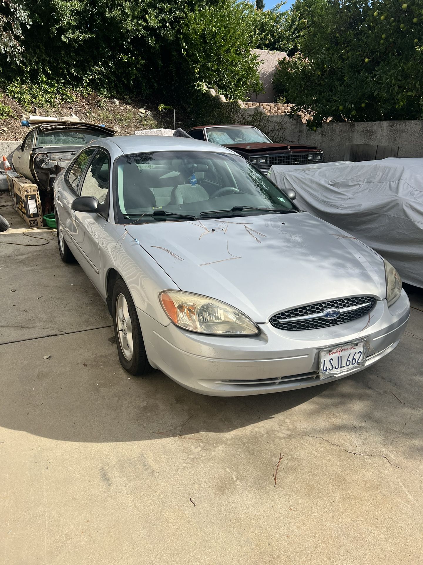 2000 Ford Taurus