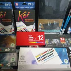 Watercolor Sets, Brushes