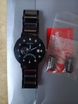 Bulova Men's Futuro Diamond Accent watch )