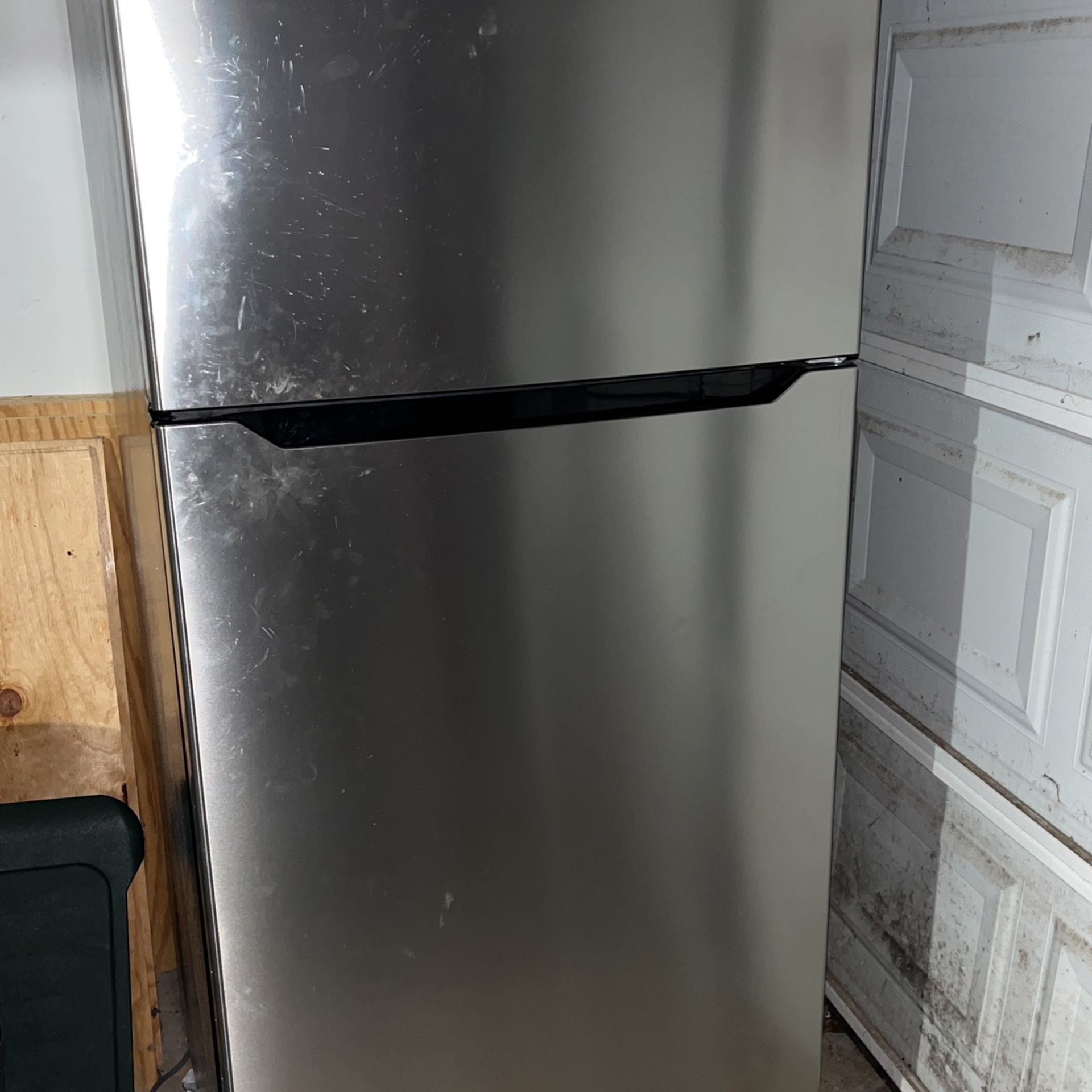 Refrigerator 2 Years Old