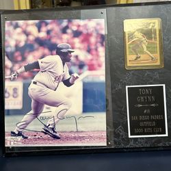 Tony Gwynn #19 Photo Plaque 