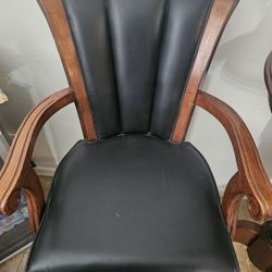 Bar Tables and Chairs 