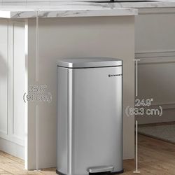 Trash Can with Lid, 8 Gallon Garbage Can, Stainless Steel Small Waste Bin with Step Pedal and Inner Bucket, Soft Close, Kitchen, Silver ULTB03NL