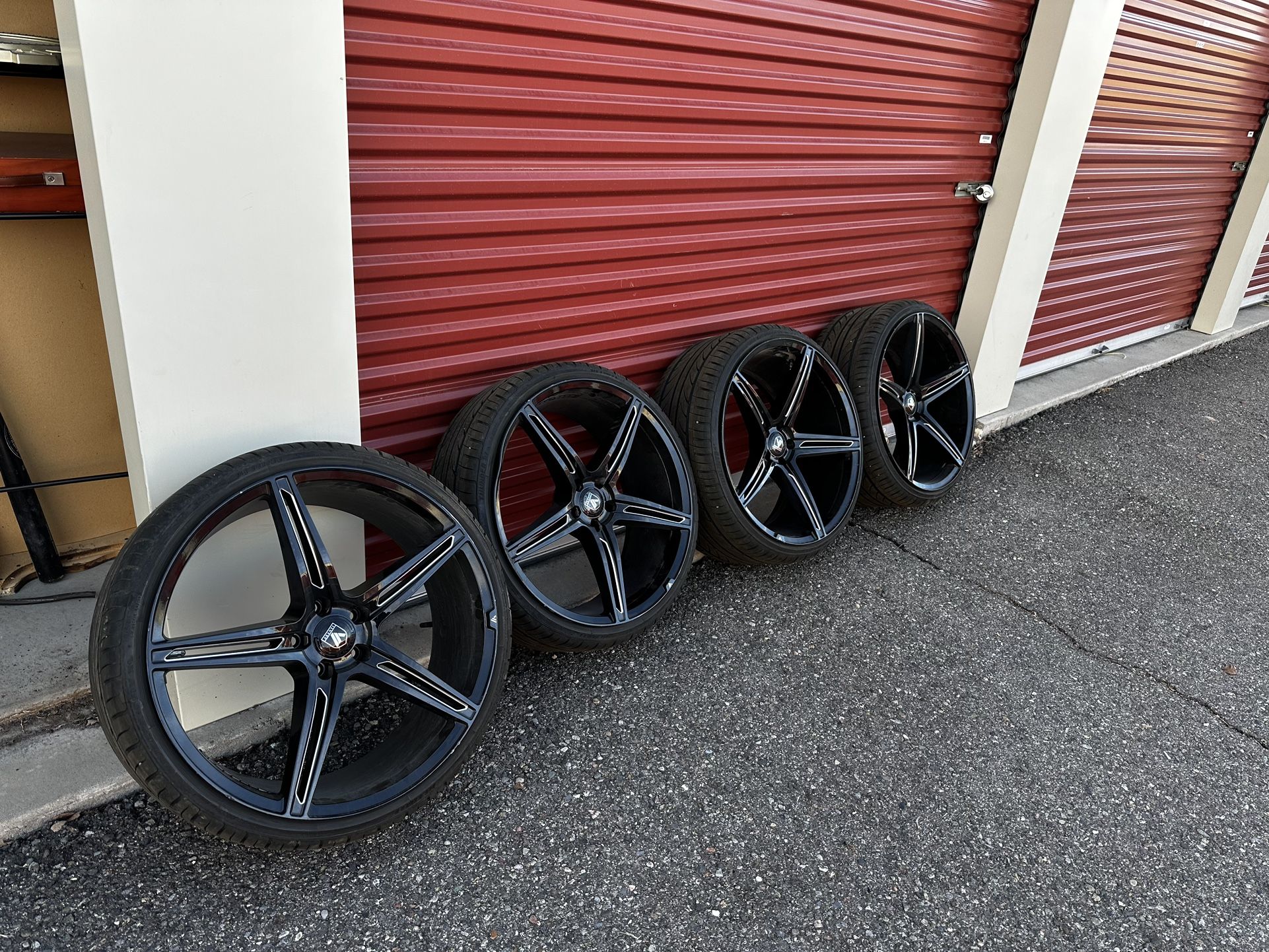 22 Inch Staggered Asanti Rims And Tires