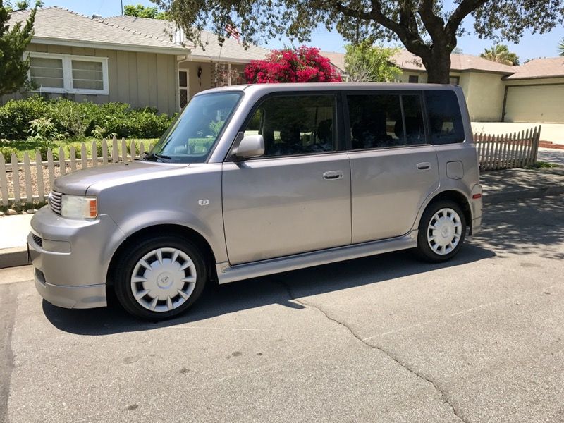 2005 Scion xB