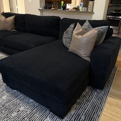 Living room sofa & chaise 