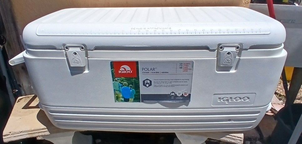 IGLOO 120 QT COOLER- USED ONCE
