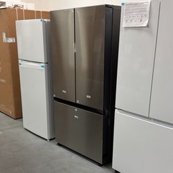 Samsung Bespoke 3 Door French Door Refrigerator 30 Cubic Feet Stainless Steel With Auto Fill Water Pitcher - 1 Year Manufacturers Warranty 