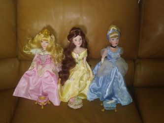 Disney porcielin dolls