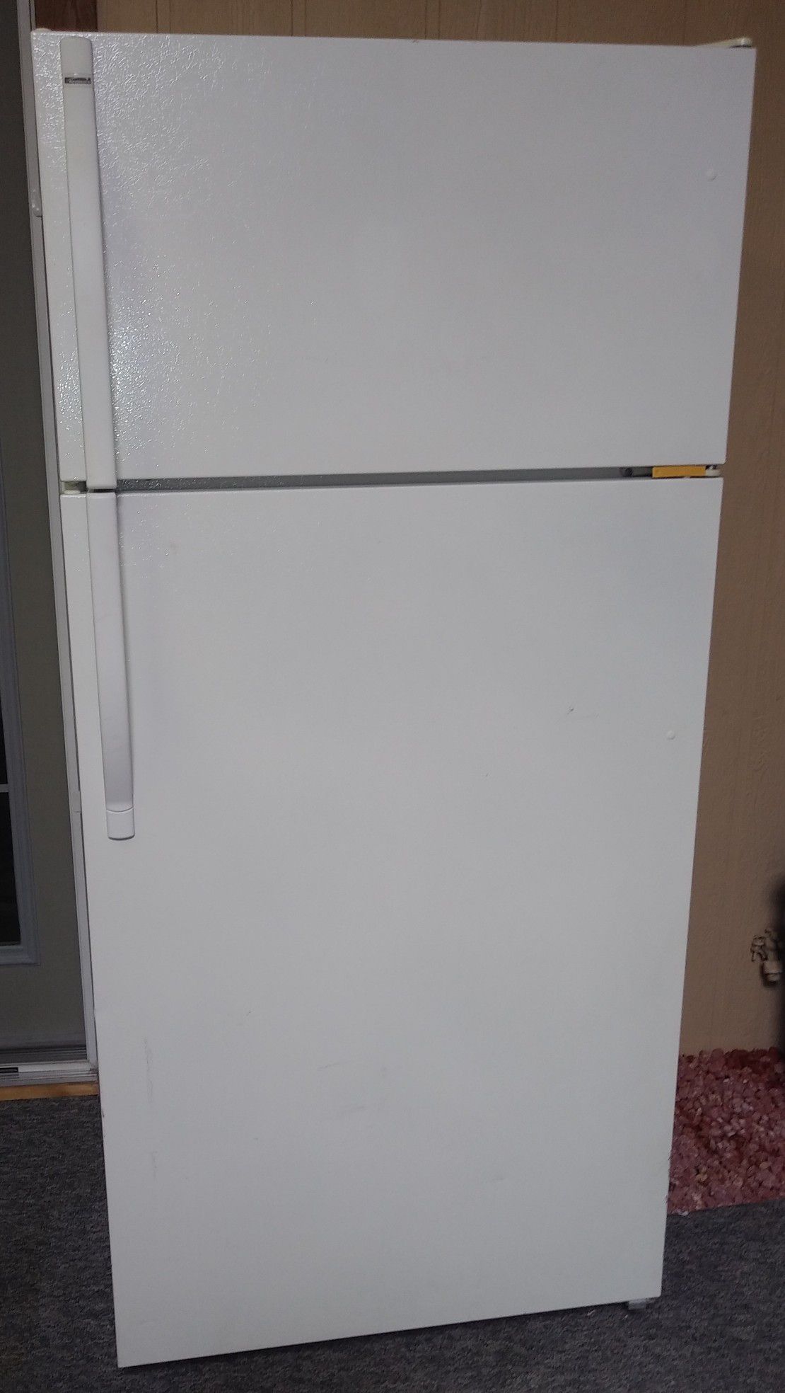 Refrigerator , KENMORE , model# 25369802892
