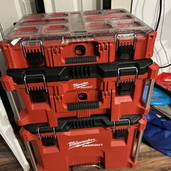 Milwaukee Pack Out With Tools 