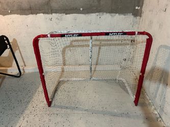 Hockey goal