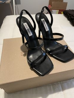 Aldo Black Patent Heels 
