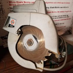 Black And Decker Saw