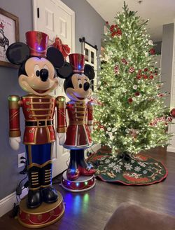*NEW* Disney 5 ft Animated Holiday Mickey And Minnie Mouse Nutcracker Home Depot 2025