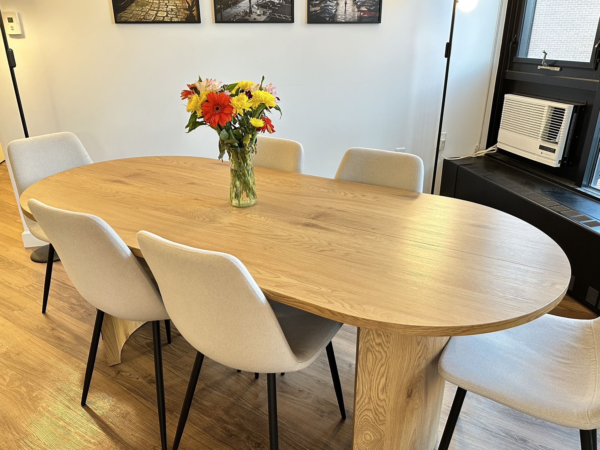 79” Oval Dining Table – Natural Oak (beautiful, light weight)