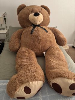 Giant Teddy Bear