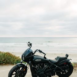 2024 Indian Rogue Matte Black