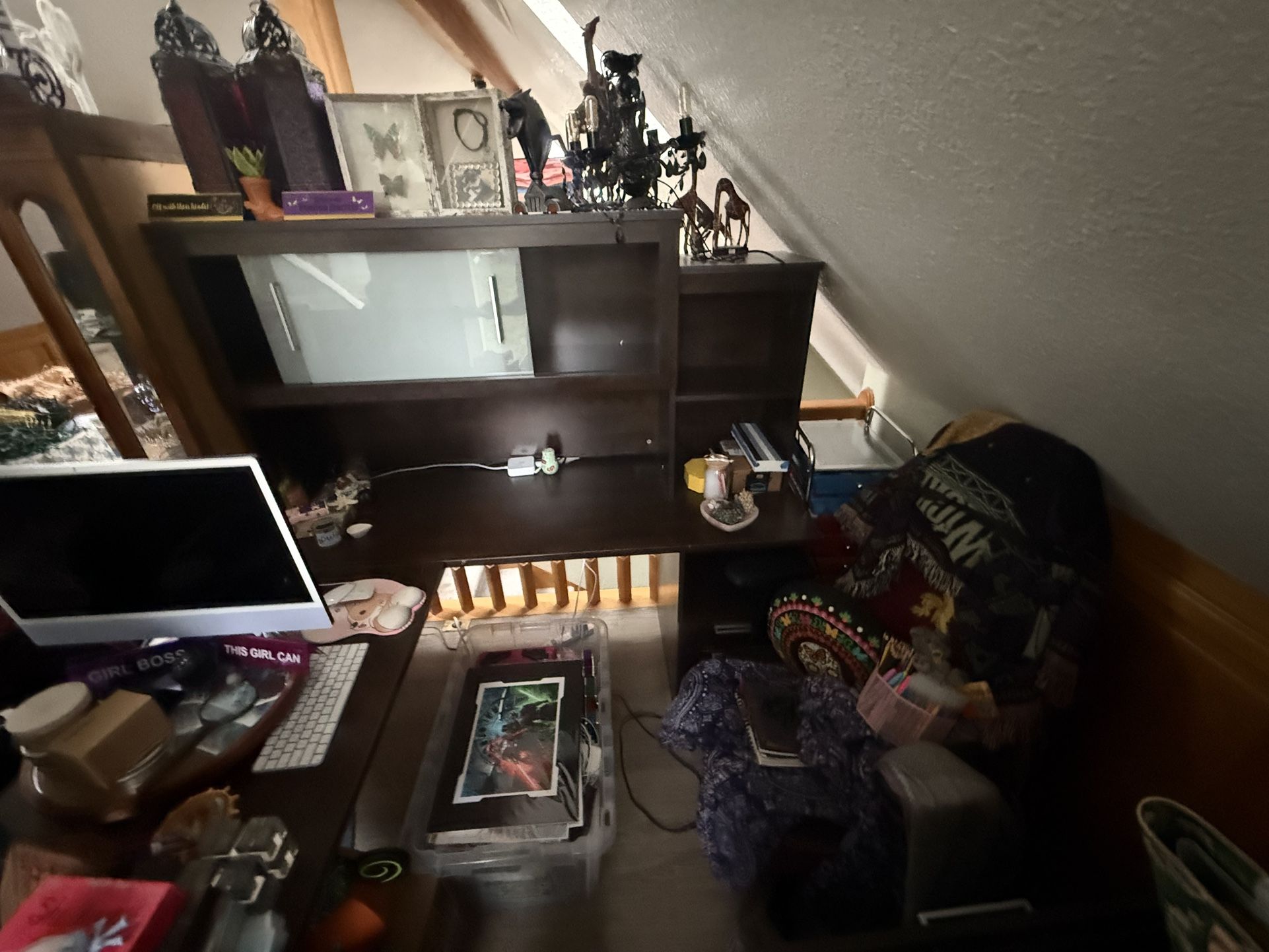 L Shaped Desk With Hutch