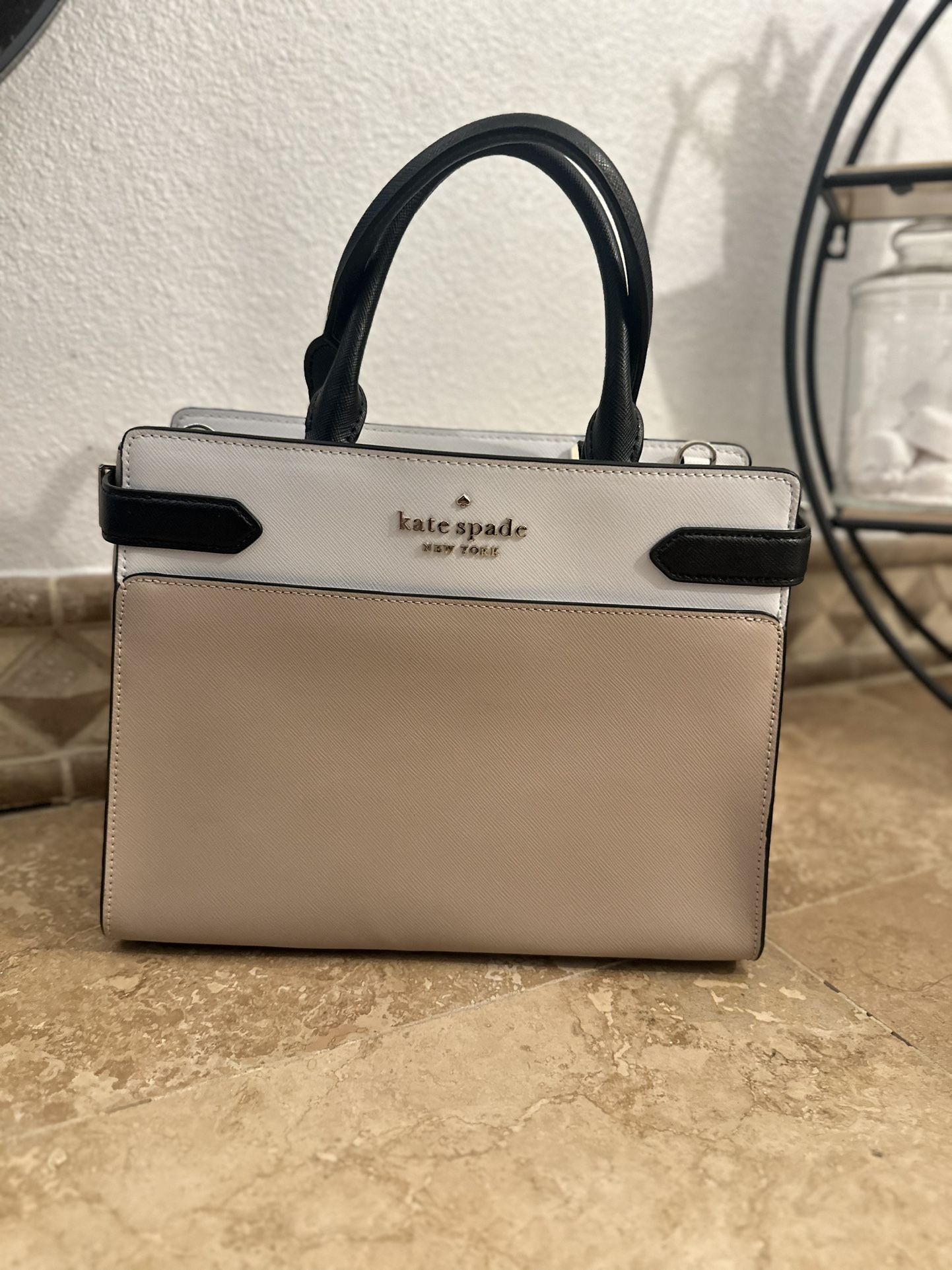 Kate Spade Medium Size Leather Purse