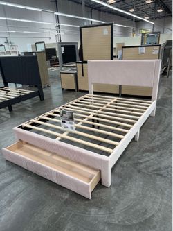 FULL BED WITH MATTRESS