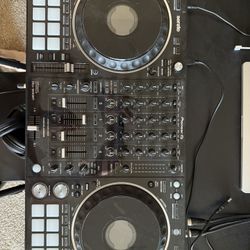 Pioneer DJ DDJ 1000 SRT Controller (Serato) 