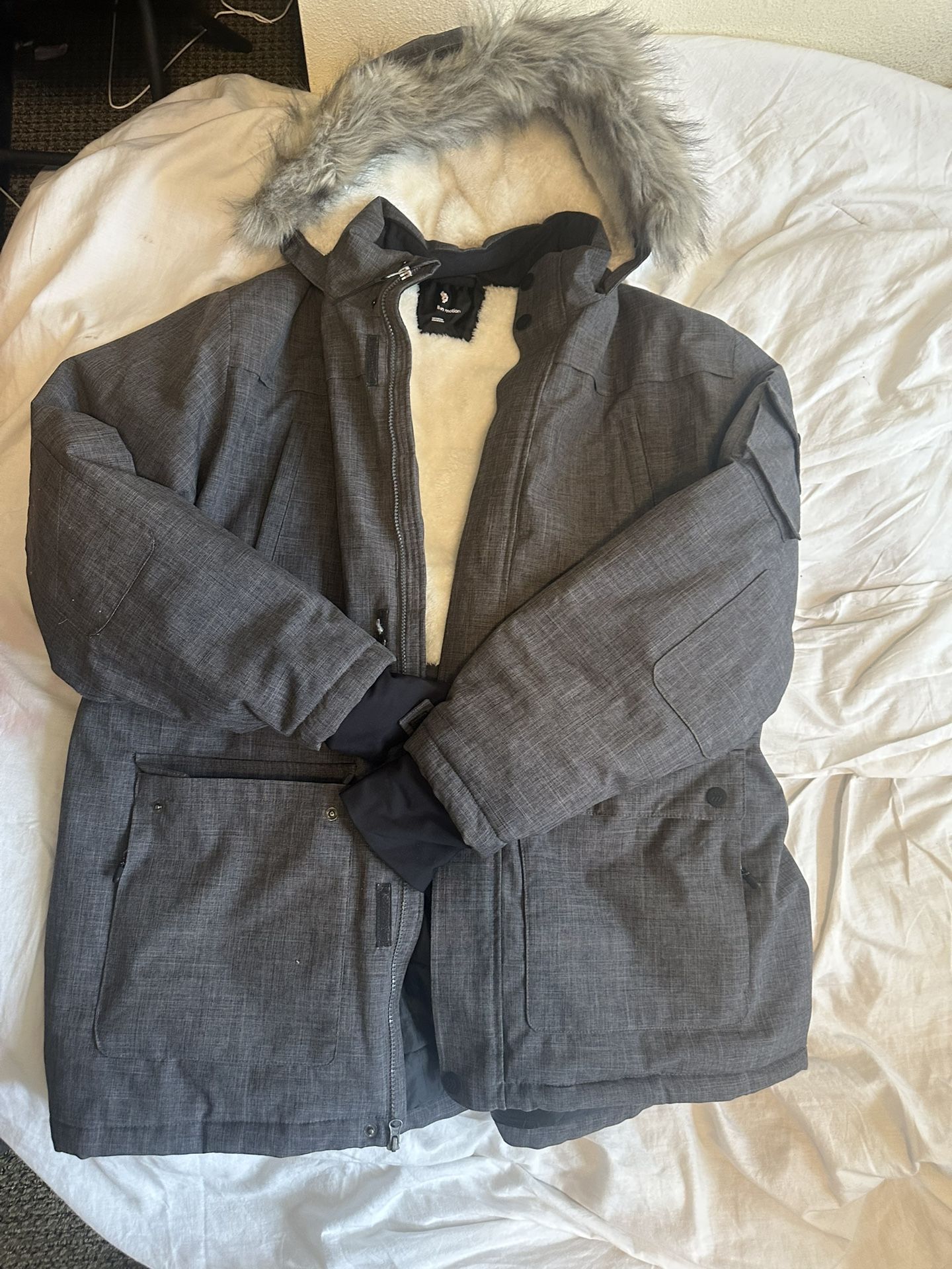 Large Winter Coat (all In Motion)