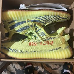 Yeezy Boost 350 V2
