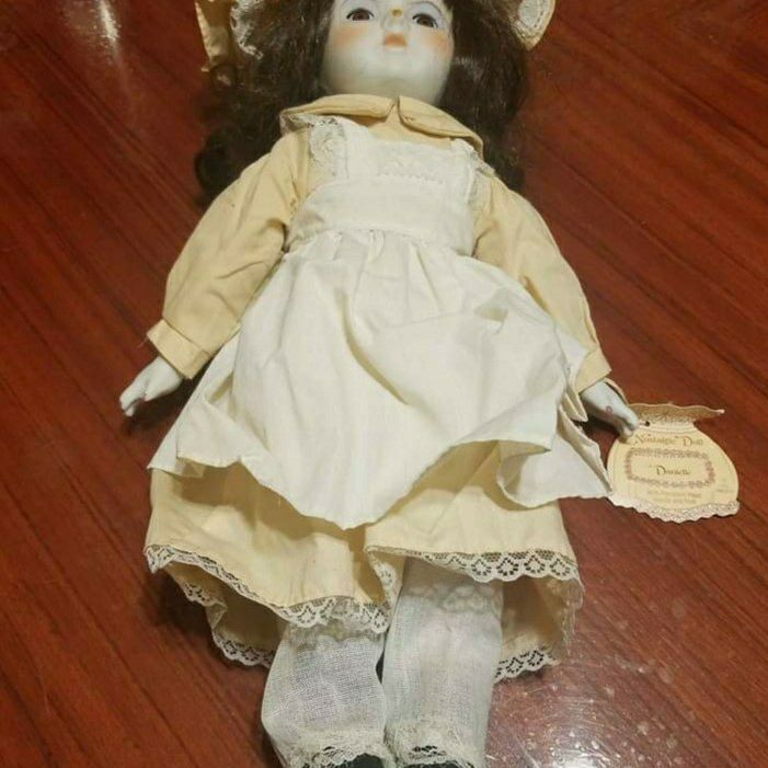 Vintage Nostalgic Ceramic Doll "Danielle"