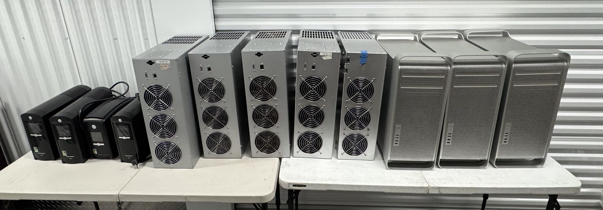 Computer Lot Everything In The Photos