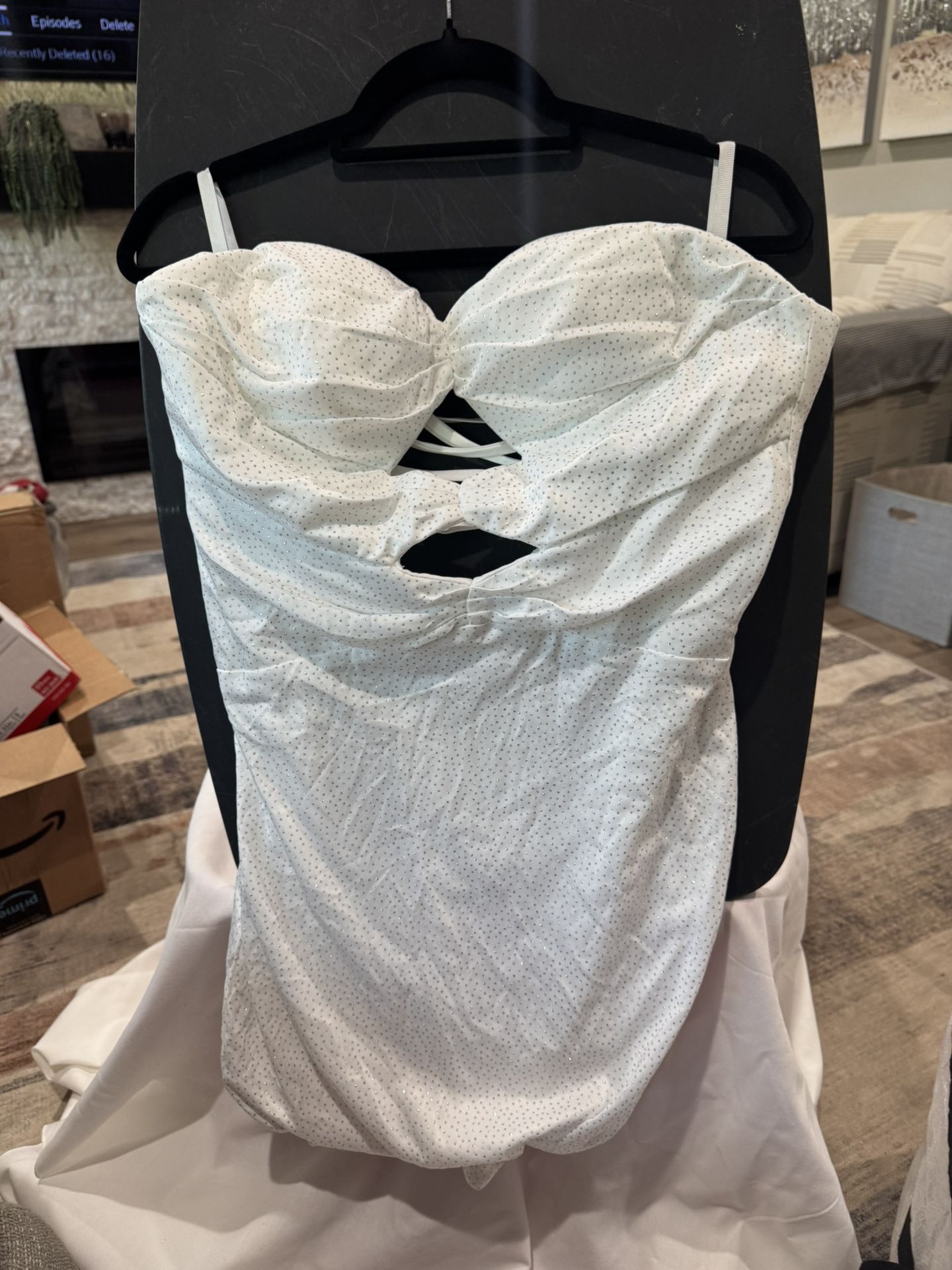 Sweetheart Hollowed-out Lace-up Back Homecoming Dress