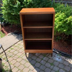 Wooden shelf  12’-24’-40’