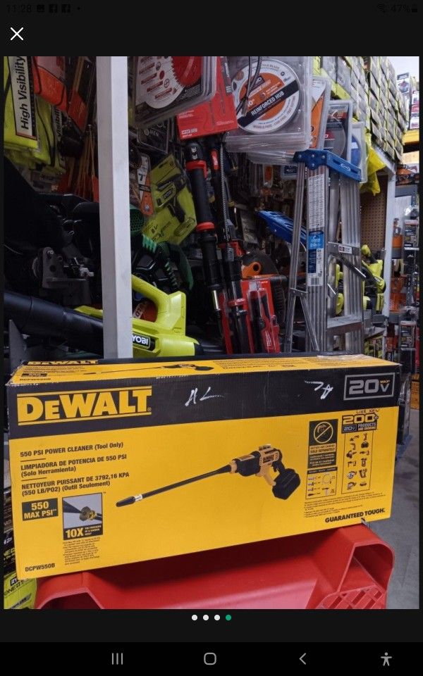 DEWALT
20V MAX 550 PSI 1.0 GPM Cold Water Cordless Battery Power Cleaner with 4 Nozzles (Tool Only)
