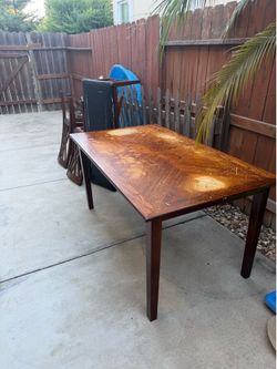 Kitchen table, chairs and bench