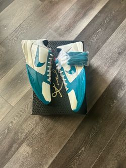 Caitlin Clark x Kobe Protro 5 “Coconut Milk” - sz 10.5