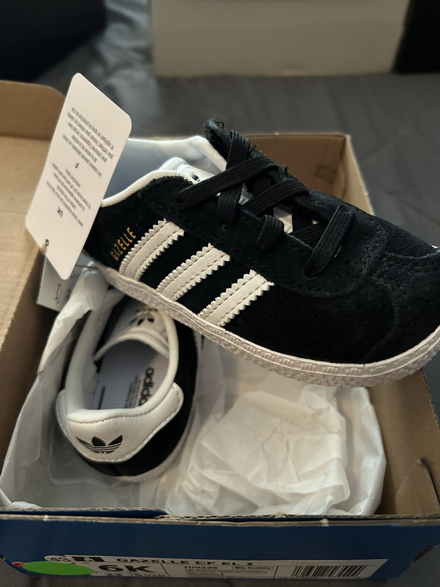 Adidas Toddler Size 6k