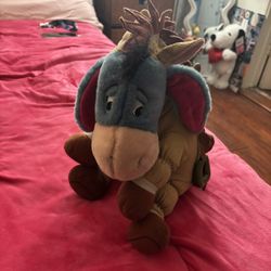 Winnie The Pooh Friends stuffed animals, toy story edition