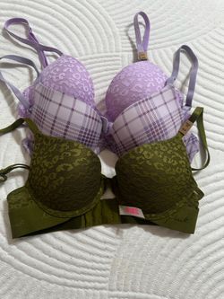 32A Victoria Secret bras