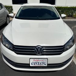 2012 Volkswagen Passat SE
