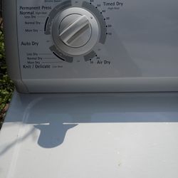 Nice Kenmore Electric Dryer Works Well Delivery Is Available 