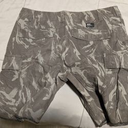 Nike SB Cargo Shorts - Medium Sz.32