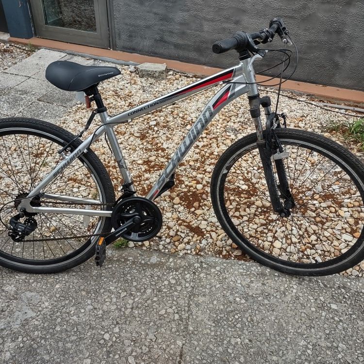 Schwinn Connection 700c Hybrid Bike Schwinn 700c Men's Connection