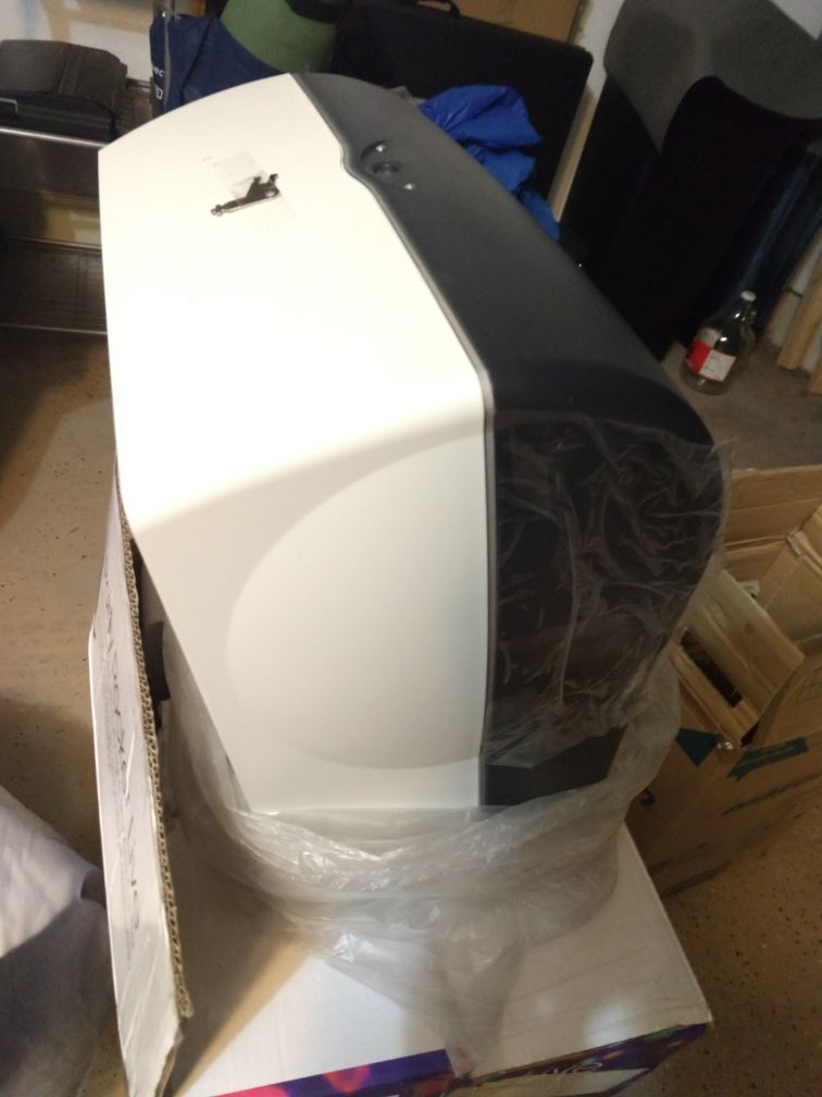 Pacific Enmotion 59462 Automated Touchless Paper Towel