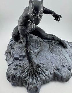 Black Panther Statue