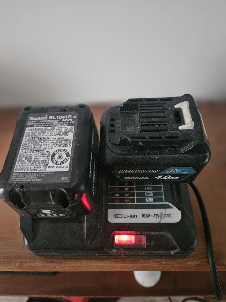 18v Lithium-Ion Compact Batteries MAKITA